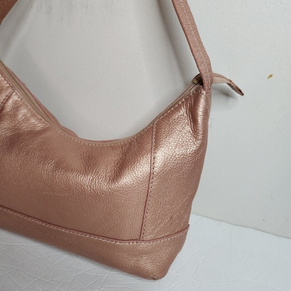 The SAK Pink Label Blush Pebble Leather Fringe Shoulder Bag. - Picture 4 of 10